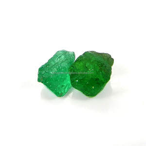 โคลอมเบียมรกตแบบหยาบฟรีฟอร์ม6X3มม.-5X4มม. 1.85 Ct พลอยเครื่องประดับ - Product Image 1