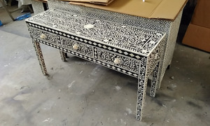 Dernière table console en bois massif avec incrustation d'os floral pour chambre à coucher entrée hôtel nacre tiroir coffre pour meubles de salon - Product Image 4