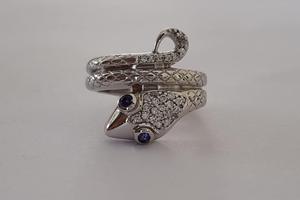 Anillo de Serpiente con Zafiro y Diamante - Product Image 5