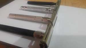 Lame de rasoir à double tranchant en acier inoxydable de haute qualité avec rasoir papillon à long manche - Product Image 3