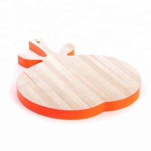 Custom Low MOQ Eco Wooden Chopping Board <b>Blocks</b> Tomato <b>Shape</b> Manufacturer Factory Direct Sale - Product Image 1
