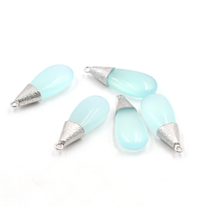 Aqua Calcedonia Forma de pera Bisel de Plata de Ley 925 Colgante plateado Fabricación de joyas hechas a mano - Product Image 1