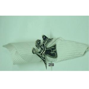 Porte-serviettes en laiton avec design d'angle gravé pour décoration de table à manger et cadeaux - Product Image 1