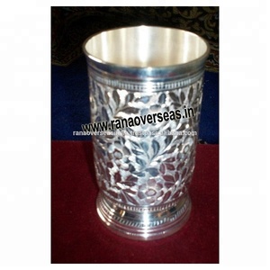 Verre à eau en argent plaqué avec motif gravé pour la maison, l'hôtel, le restaurant et les cadeaux - Product Image 1