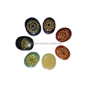 Haute qualité 7 chakra ensemble guérison ovale forme 7 chakra pierre ensemble chakras reiki ensemble pierres précieuses cristal de guérison naturel en gros - Product Image 3