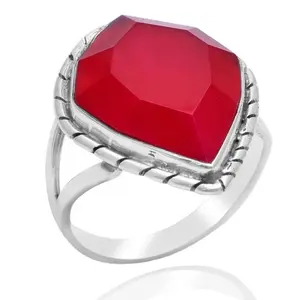 Beautiful Red Jade 925 Sterling Silver Designer Ring Jewelry