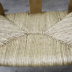 Chaise de salle à manger contemporaine de style antique en bois massif de Sungkai, reproduction, robuste, pour usage intérieur, hôtel, maison, bureau - Product Image 5
