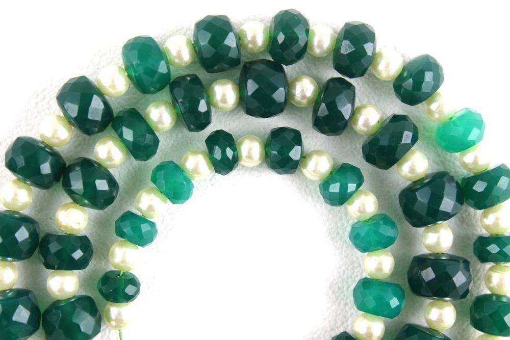 สีเขียว