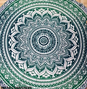 พรมแขวนผนังผ้าฝ้ายทรงกลมสีเขียวมันดาลาแบบอินเดียเสื่อปิคนิคนุ่มหลายสีสำหรับตกแต่งบ้านโดยผู้ลงนาม - Product Image 1