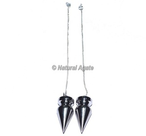 Pendules en acier et métal, de taille unique en laiton, fabrication personnalisée - Product Image 1