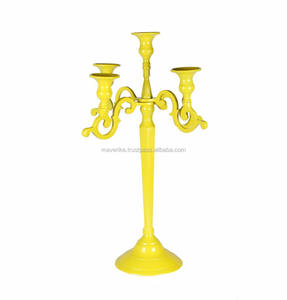 Candélabre en métal vintage de luxe à 5 bras fait à la main plaqué argent pour la maison et les centres de table de décoration de sol de mariage - Product Image 5