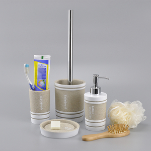 Juego de baño de polietileno con forma de cilindro redondo de 4 piezas - Product Image 2