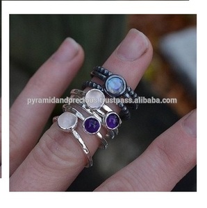 Anillo de plata de ley con piedra pequeña redonda de piedras preciosas - Product Image 2