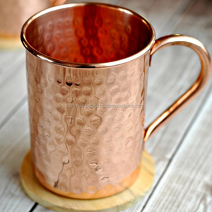 Taza martillada con cilindro de cobre 100% personalizable, metal brillante para bebidas y regalos, hecha en India - Product Image 3