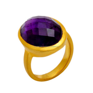 Bague plaquée or en argent sterling 925 avec pierre précieuse d'améthyste de forme ovale Bague à la mode classique pour cadeau de mariage ou anniversaire. - Product Image 1