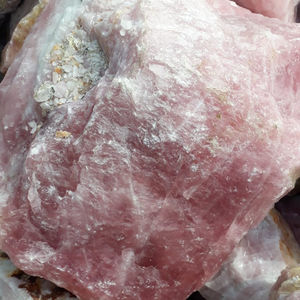 Pierre de quartz rose naturelle de qualité supérieure, design moderne pour utilisation hôtelière, approvisionnement spécial des mines pour bijoux de guérison, galets bruts - Product Image 4