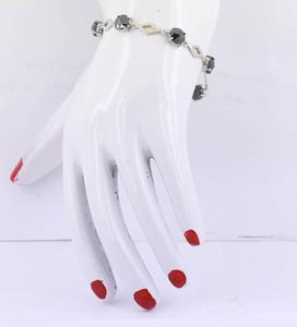 สร้อยข้อมือเพชรสีดำแฟนซีทรงกลม7.00กะรัตสำหรับผู้หญิงทองคำขาว14K สร้อยข้อมือเพชรแฟนซีตัดดอกกุหลาบสีดำทองแท้ - Product Image 6