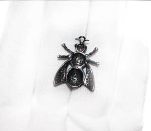 Belle breloque et pendentif en argent sterling massif 925 en forme d'abeille en forme de champagne diamant et rubis 1 "de long pour la fabrication de bijoux - Product Image 2