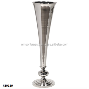 Jarrones de trompeta de aluminio decorativos, alta calidad - Product Image 1