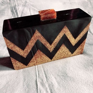 Pochette en résine verte et sac à main en zigzag pour femmes, fabriqué à la main par le fabricant lametierartz en inde - Product Image 6