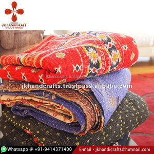Couette de Kantha indienne, style Vibrant, nouveau Design - Product Image 1