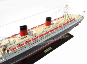 Modèle de bateau en bois Queen Elizabeth artisanat de décoration de maison nautique pour affichage d'étagère ou cadeau de Noël en bambou - Product Image 2