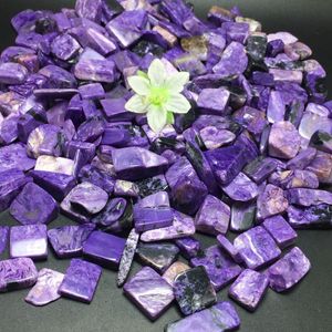 Piedra de piedras preciosas sueltas Charoite Slice Rough Pieces - Product Image 3