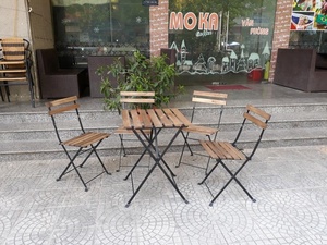 Ensemble de jardin moderne avec table en bois d'acacia et cadres en acier avec revêtement en poudre, ensemble Tarno pour patio, balcon, prix bas au Vietnam - Product Image 4