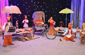 La mejor decoración de escenario de eventos Mehndi, maravillosas decoraciones de ceremonia Mehndi, configuración de escenario Maharani Sangeet EE. UU. - Product Image 3