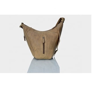 Sac à dos double pour femmes de grande capacité 2025 nouveau sac fourre-tout à bandoulière simple multi-usages en cuir véritable style collège 100% - Product Image 1