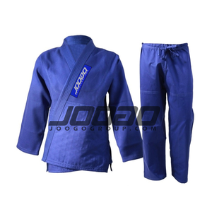 Fabrication d'uniformes de judo personnalisés pour homme, femme et enfant couleur blanc et bleu avec ceinture - Product Image 1