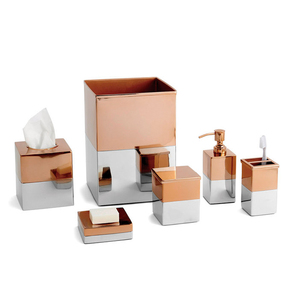 Juego de Accesorios de Baño de Siete Piezas de Estilo Antiguo, Ecológico, de Acero Inoxidable, Metal Bicolor en Oro Rosa - Product Image 1