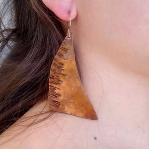 Pendientes colgantes con acabado de latón a la moda para mujer al por mayor, nuevos diseños para regalos y fiestas - Product Image 2