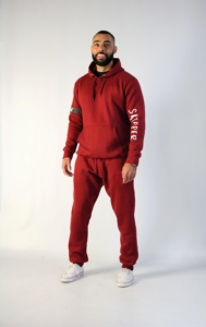 Vêtements de sport personnalisés pour hommes Survêtement à capuche uni en poly sans marque pour adultes Baskets de course à la mode en hiver - Product Image 4