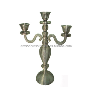 Candelabro hecho a mano de diseño de lujo Candelabro de 3 brazos de aluminio sólido plateado - Product Image 5