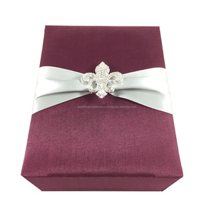 Caja de Seda Estampada con Lámina para Ideas de Fiesta de Quinceañera con Material de Cristal para Máscaras de Fiesta - Product Image 2