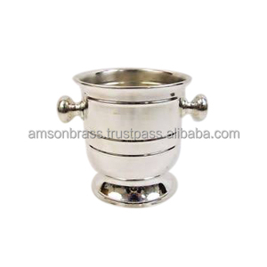 Refroidisseur en métal avec poignée de forme ronde Refroidisseur à vin en métal poli brillant pour l'extérieur Refroidisseur à vin de luxe fait à la main Seau à glace - Product Image 6