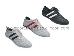 Chaussures de Taekwondo, baskets légères et respirantes pour les Arts martiaux, le Sport, la boxe et le Kung Fu, pour adultes et enfants - Product Image 5