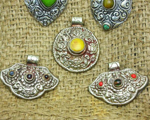 Nep — pendentif Vintage de pierres précieuses, vente en gros de pierres turquoises et ambrées, style Boho, vente en gros, nouvelle mode - Product Image 1