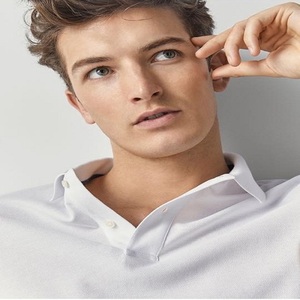 Logo personnalisé pour Polo T-shirt en soie avec design brodé Maillot respirant grande taille du Pakistan Fournisseur d'étiquette vierge unie - Product Image 2