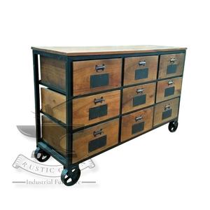 Commode industrielle en bois de manguier massif avec roulettes pour meubles de maison dans le salon, l'hôtel, l'école ou l'appartement - Product Image 1