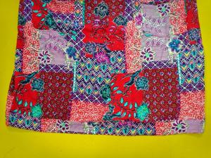 Lotes de Fábrica/Stock: Camisetas Largas sin Mangas con Cuello Redondo para Mujer, de Marca Original, con Estampados Florales y Transpirables - Product Image 2