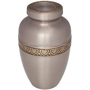 Urna Funeraria Americana para Adultos Modelo FU-17 de Brassworld India - Product Image 3