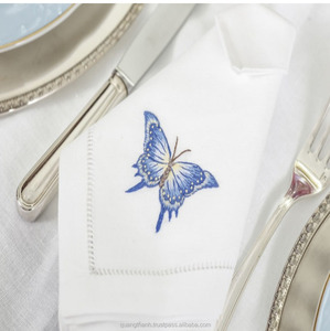 Serviette de table en lin de haute qualité avec broderie de papillon bleu, point de feston, pour la maison, l'hôtel, le restaurant - Product Image 1