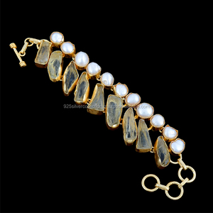 Bracelet Tribal indien en laiton, Prehnite brut et perles blanches, pierres précieuses - Product Image 2