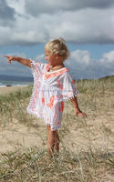 Simplee — couvre maillot de bain pour bébé, blanc, brodé, Boho, Kaftan, mignon pompons, ourlet, taille cordon coulissant, vêtements de plage, pour enfants