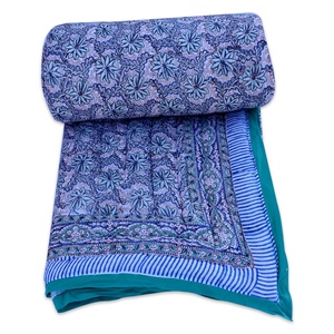 Couette de lit Queen en coton imprimé floral, couverture d'hiver, édredon fait main, bio, super doux, écologique, toutes saisons, hôtel - Product Image 1