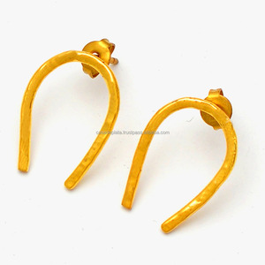 Boucles d'oreilles en argent sterling 925 plaqué or Boucles d'oreilles en fer à cheval faites à la main Fournisseur en gros de bijoux PAR Casa De Plata - Product Image 1