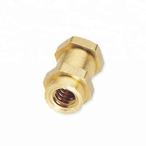 น็อตหัวหกเหลี่ยมทองเหลืองมีการออกแบบโครงสร้างแข็งแรงขัดมัน - Product Image 1