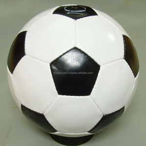 Ancien ballon de football traditionnel noir et blanc, ballon de football traditionnel en noir et blanc à prix bas/qualité brevetée, cousu à la machine/logo gratuit - Product Image 1